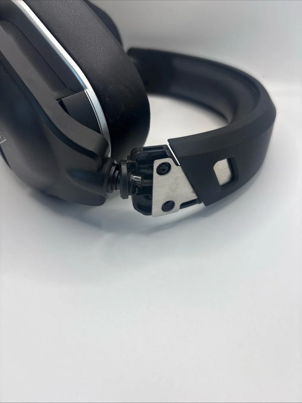 Turtle Beach Stealth 700 G2X MAX Wireless Gaming Xbox, PS, PC For Parts
